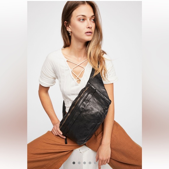 Other - Campomaggi unisex Classic black leather bag! Purchased from Free people